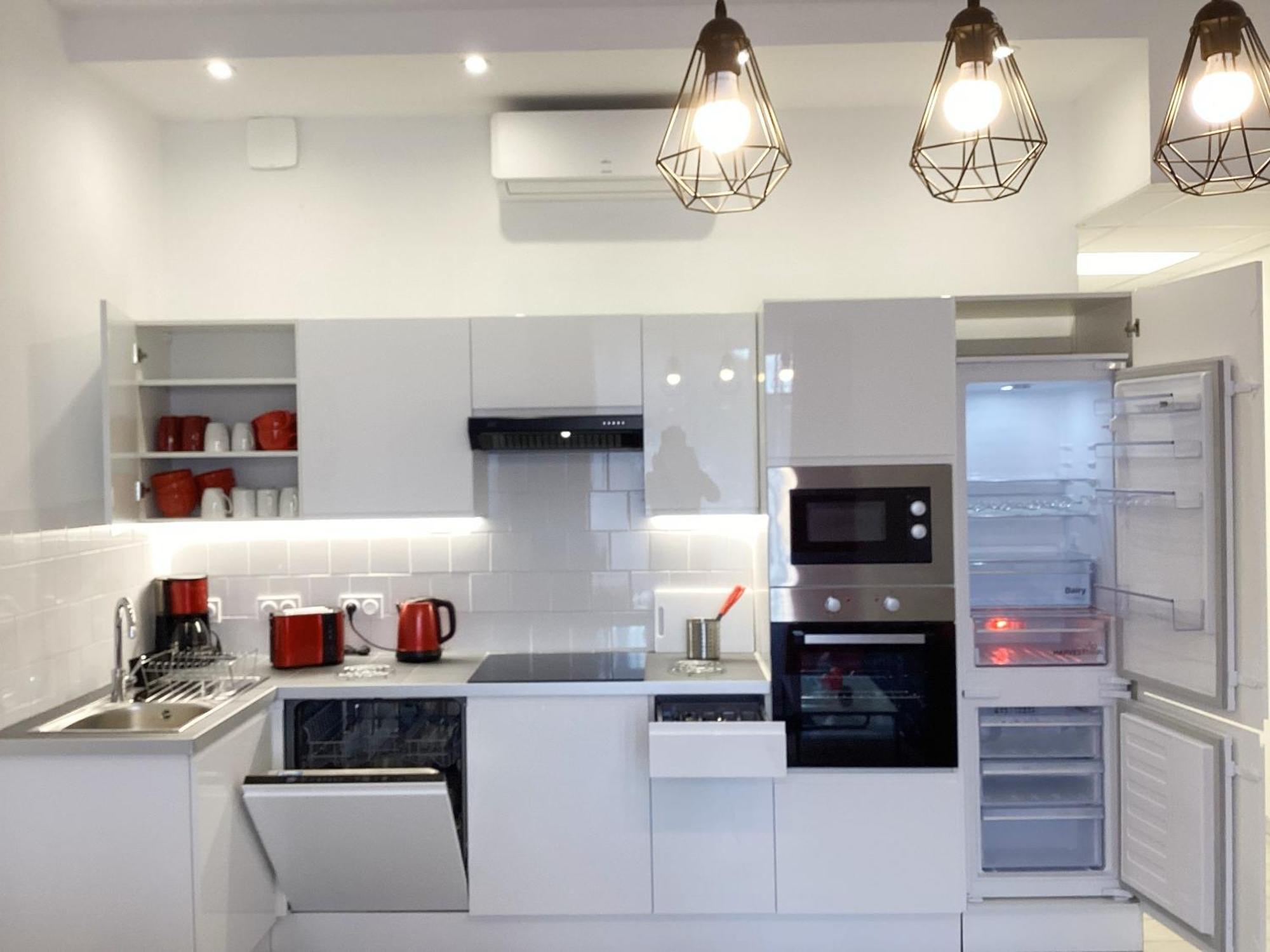 Appartement Stella 95 M2 Climatise Parking Proche Sanctuaires Lourdes Buitenkant foto